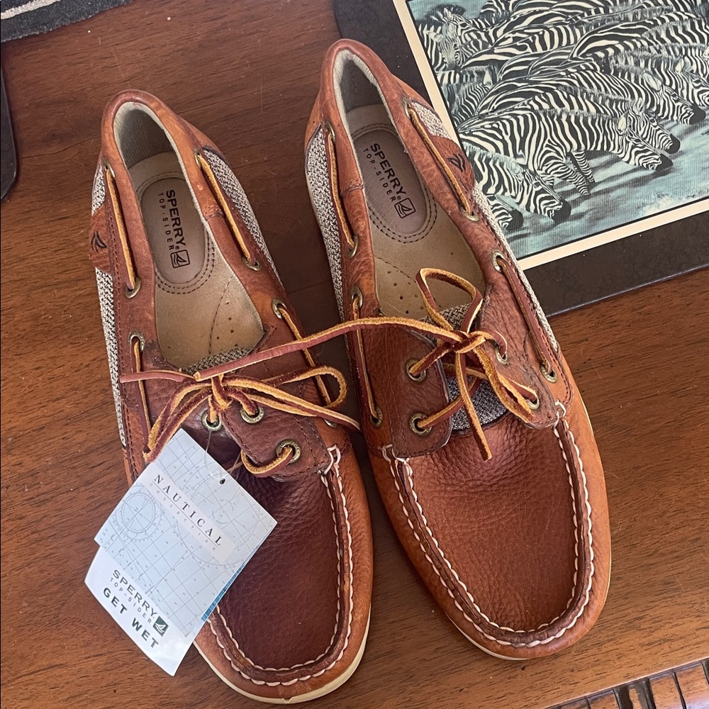 NWT Sperry Top-Sider Beautiful Leather Shoes